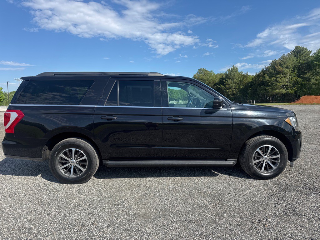 2019 Ford Expedition Image 2