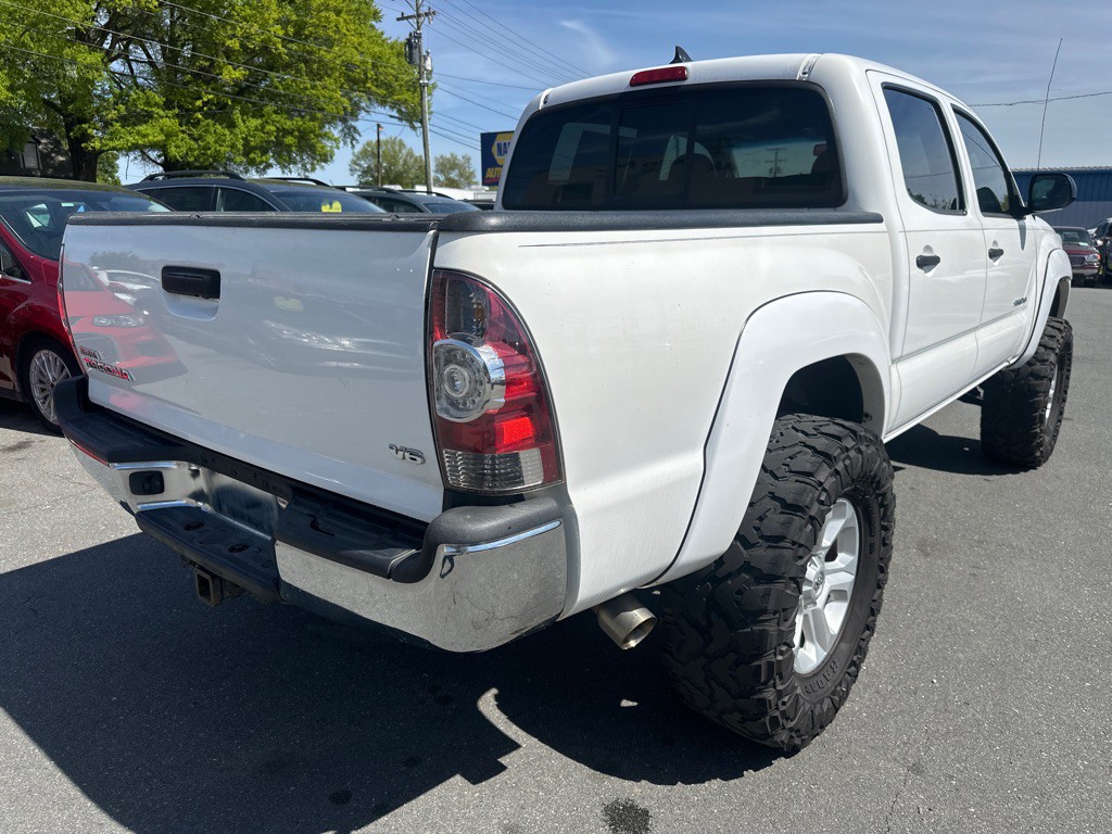 2014 Toyota Tacoma Image 5