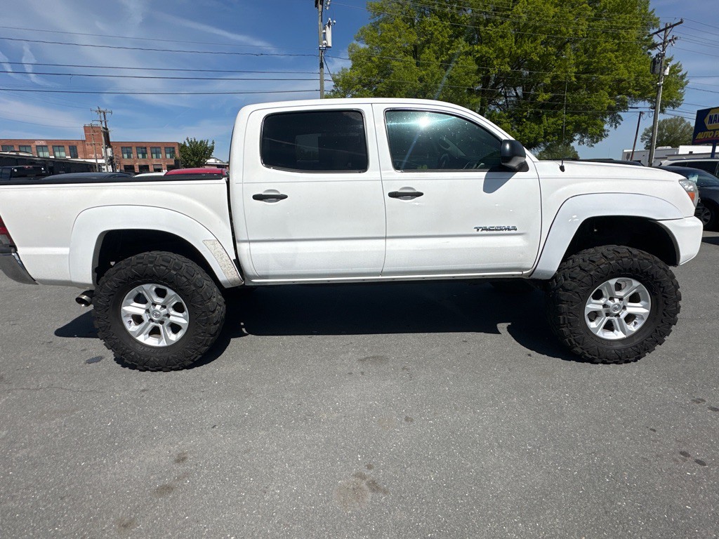 2014 Toyota Tacoma Image 6