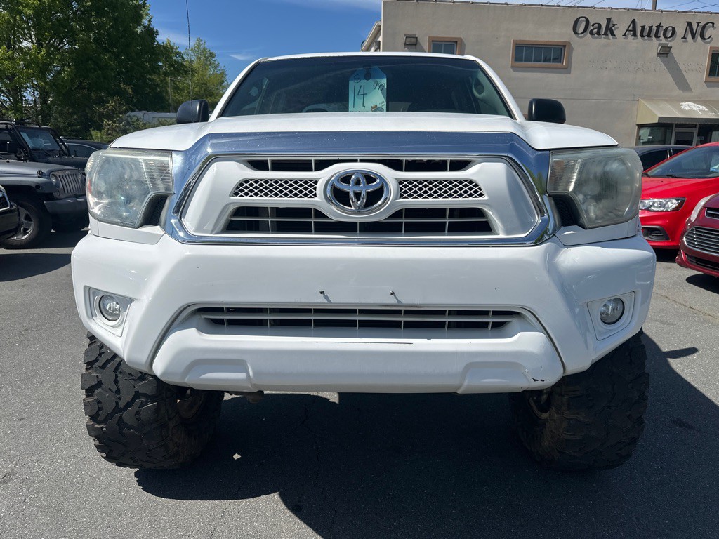2014 Toyota Tacoma Image 8