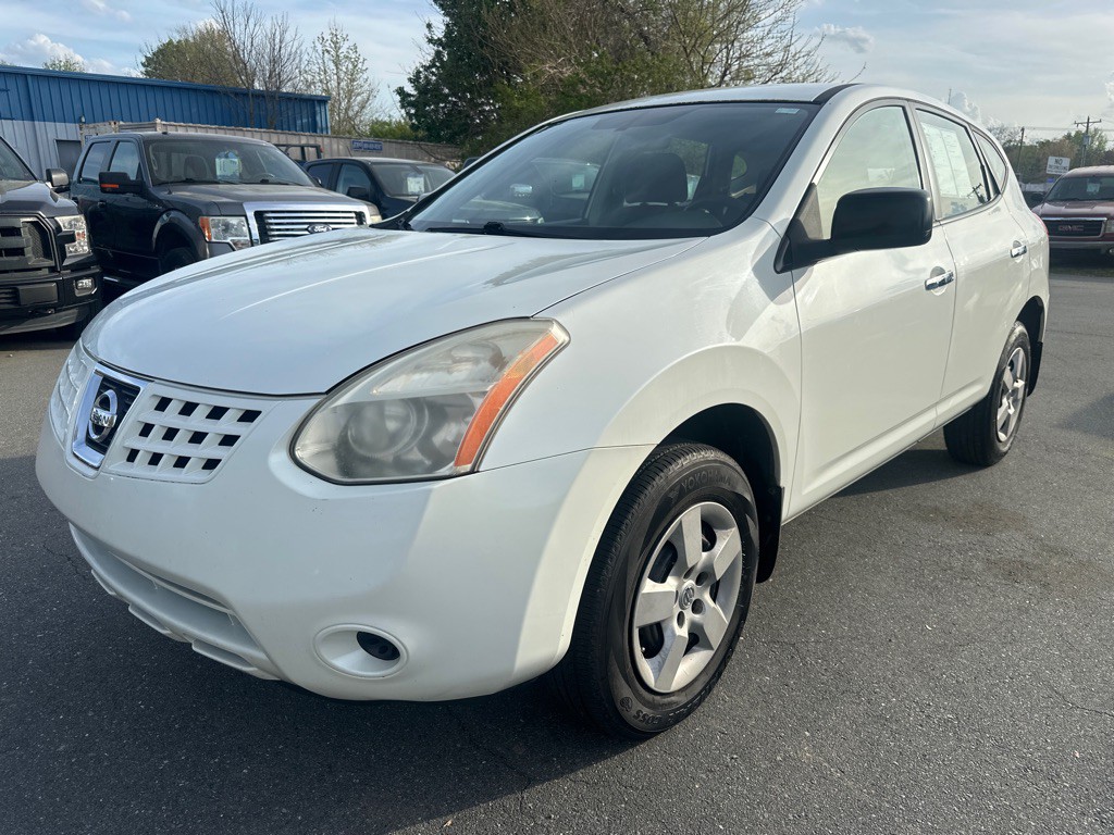2010 Nissan Rogue Image 1