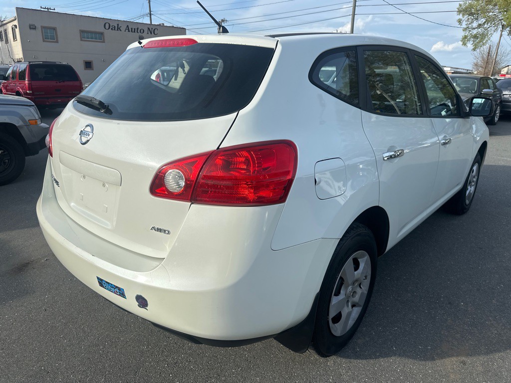 2010 Nissan Rogue Image 5