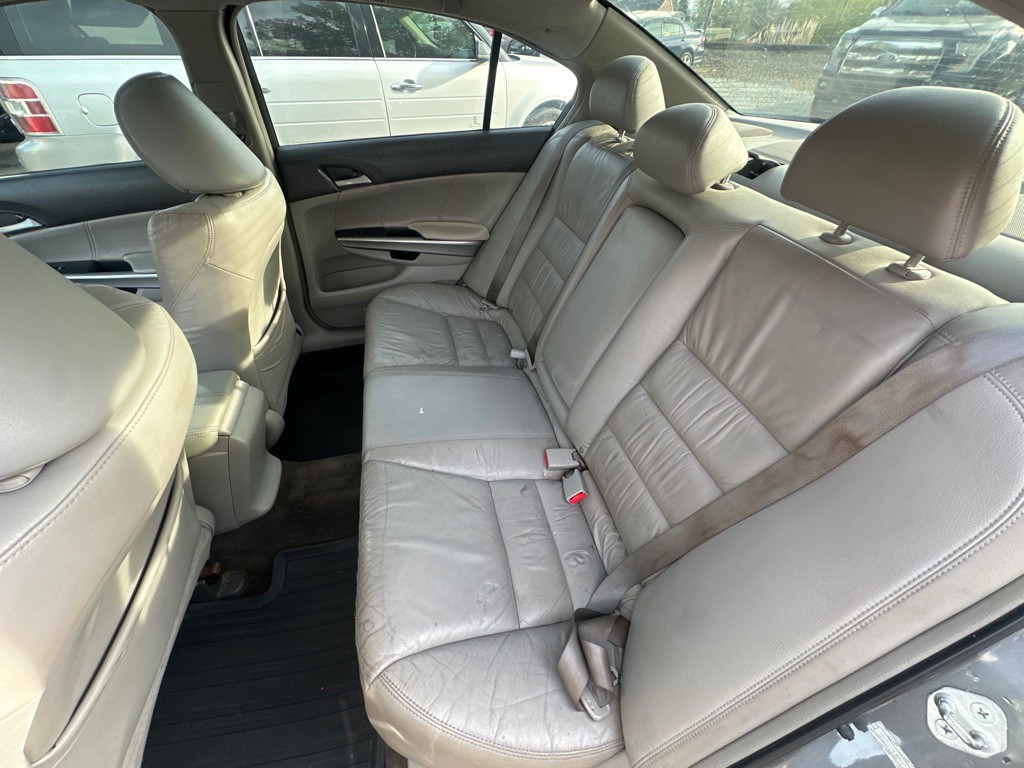 2009 Honda Accord Image 10