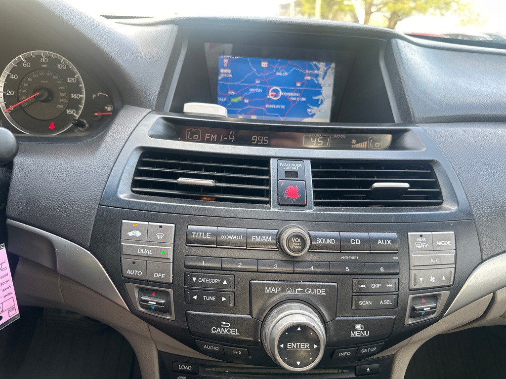 2009 Honda Accord Image 14