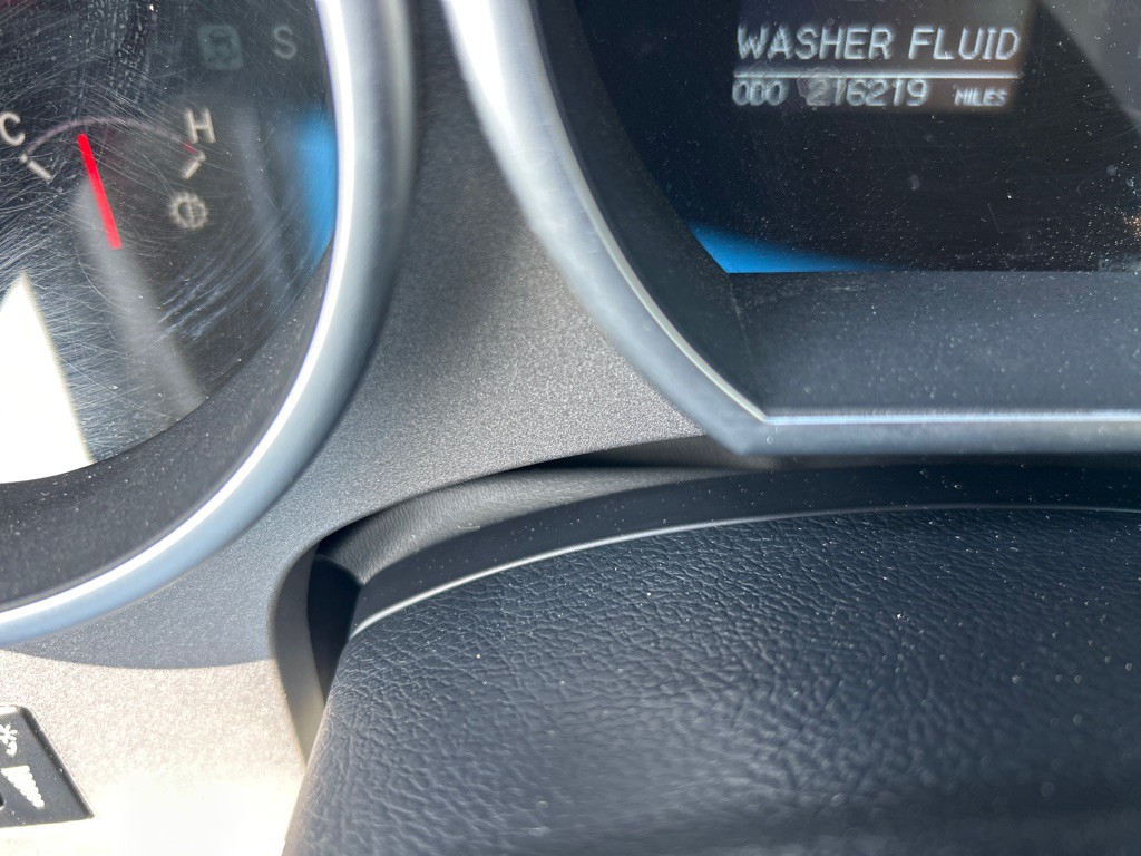 2013 Toyota Sequoia Image 21