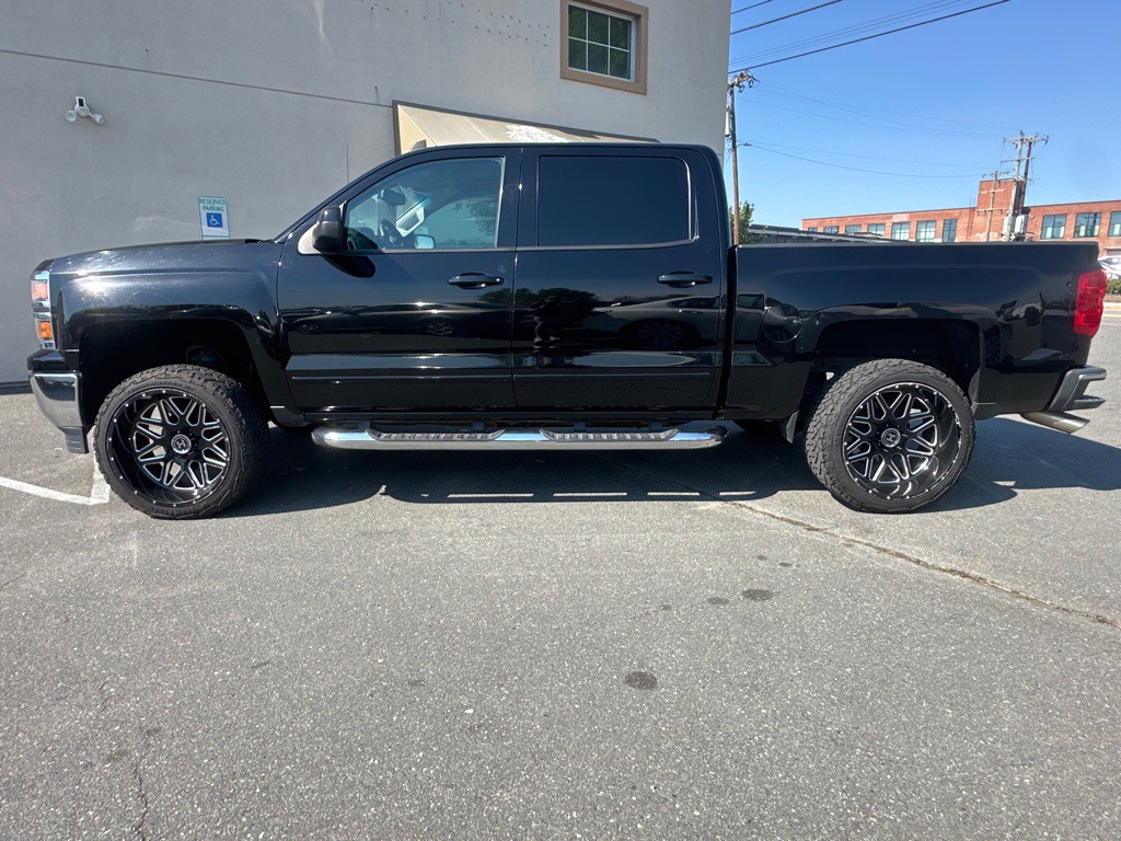 2015 Chevrolet Silverado 1500 Image 2