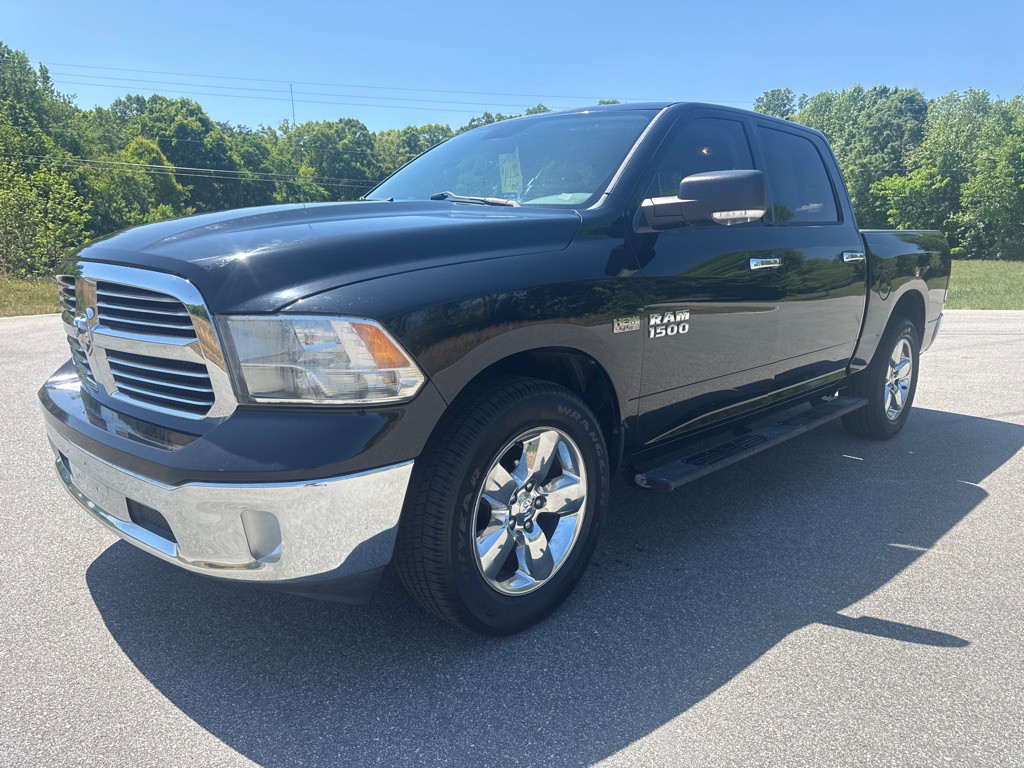 2014 RAM 1500 Image 1