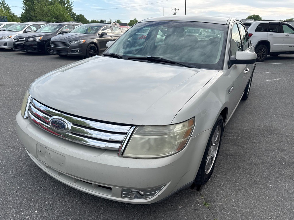 2008 Ford Taurus Image 1