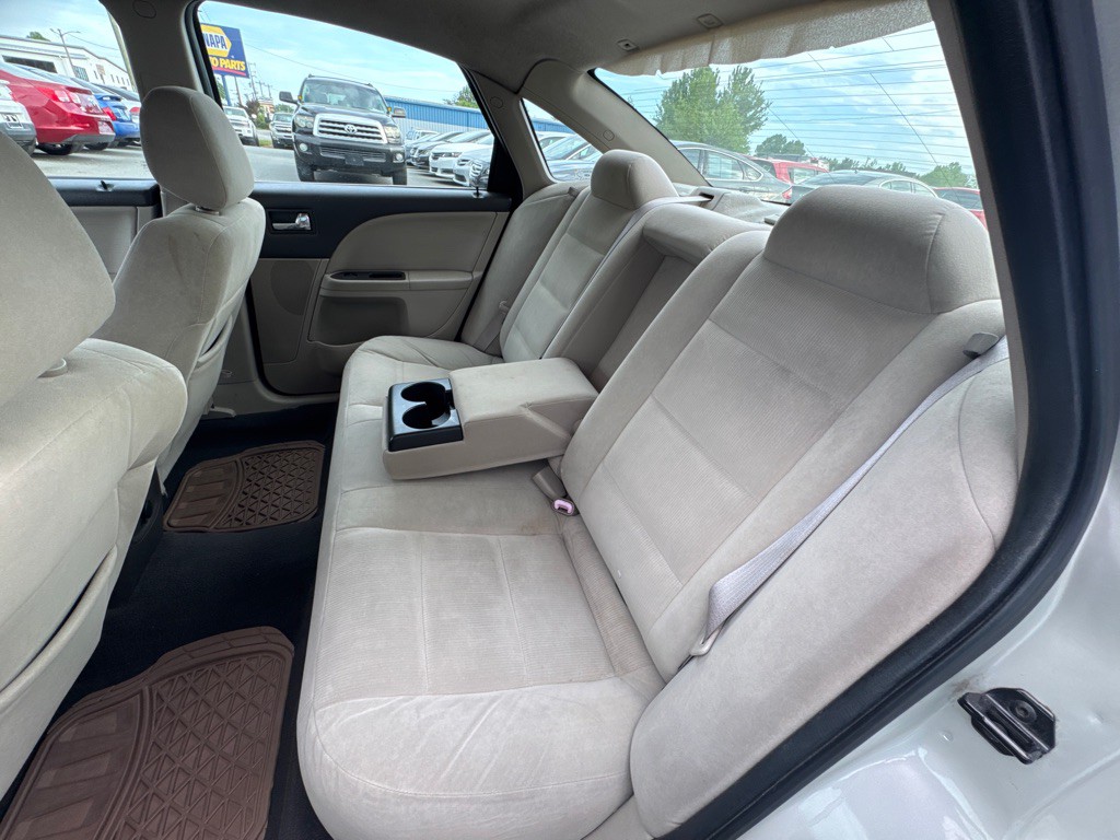 2008 Ford Taurus Image 15