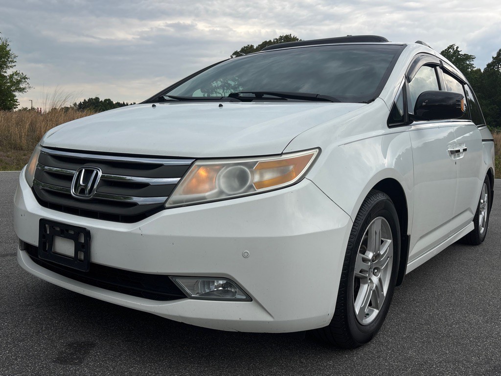 2011 Honda Odyssey Image 1