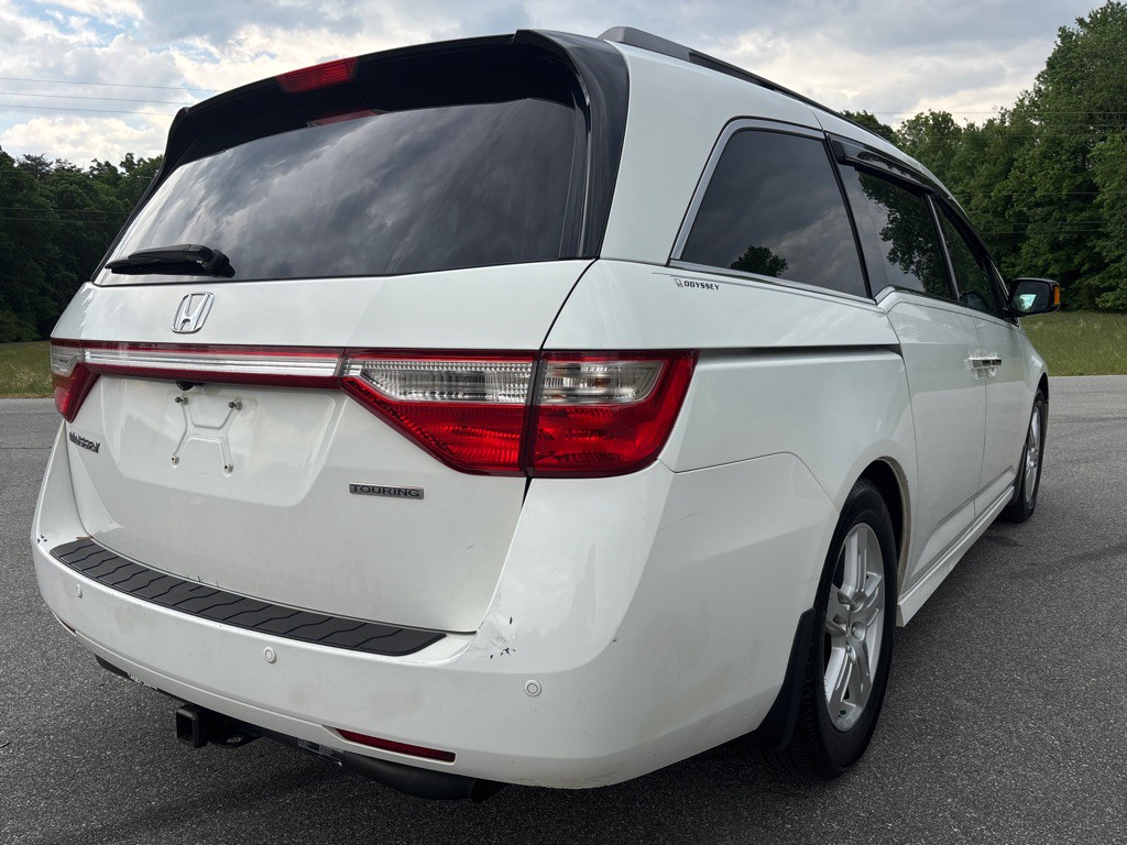 2011 Honda Odyssey Image 5