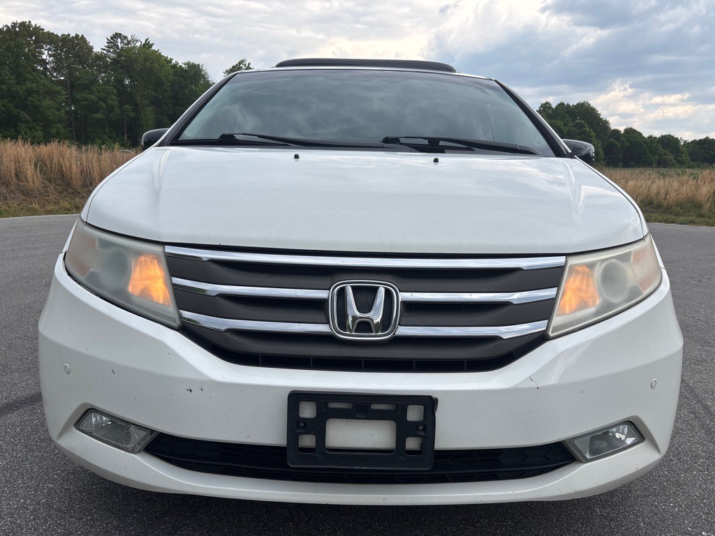 2011 Honda Odyssey Image 8