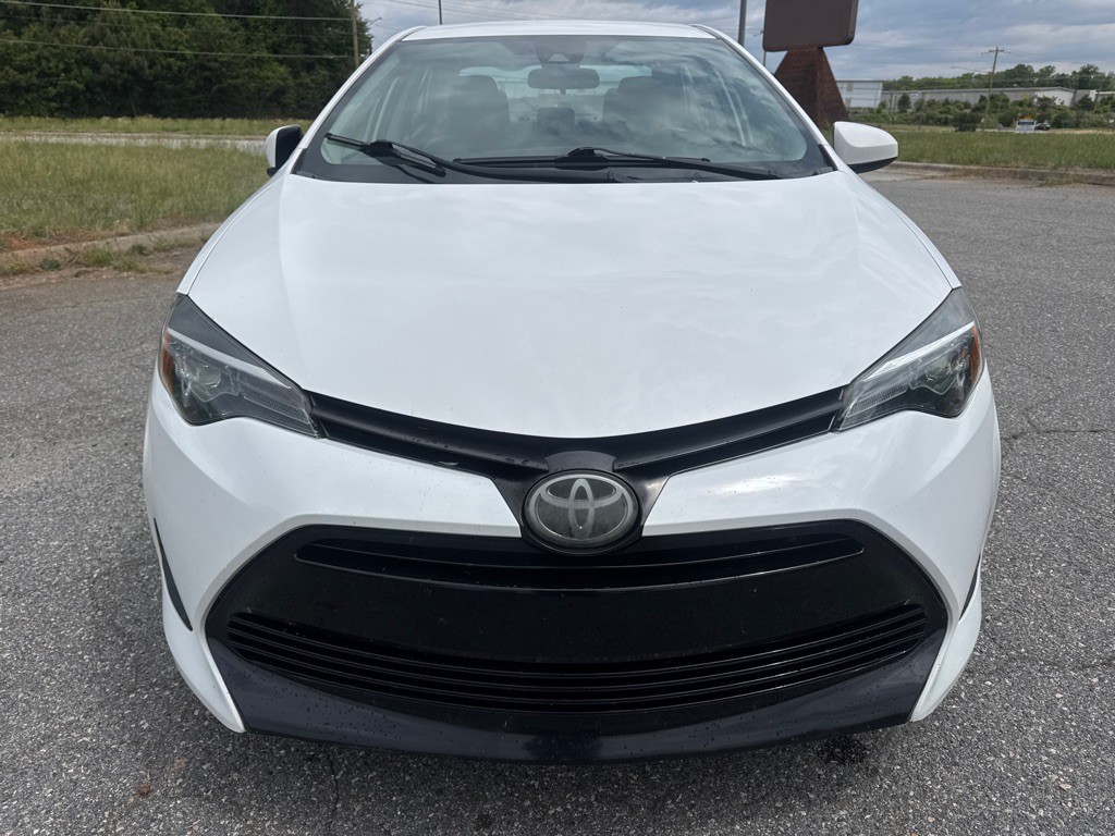 2019 Toyota Corolla Image 2