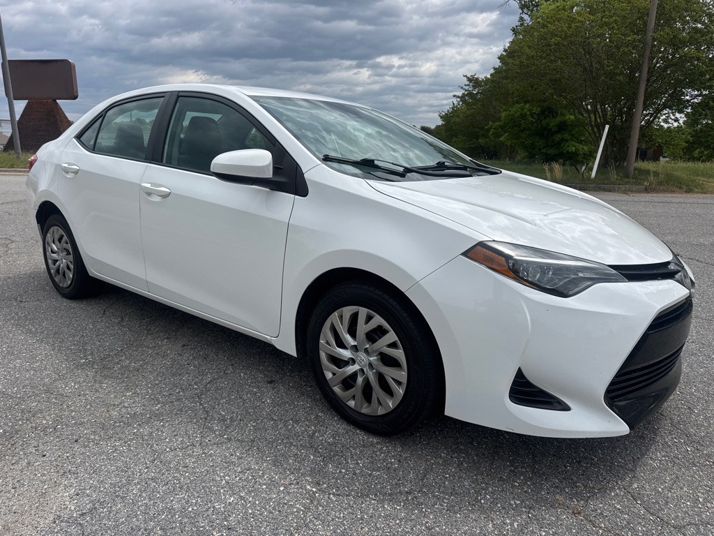 2019 Toyota Corolla Image 3