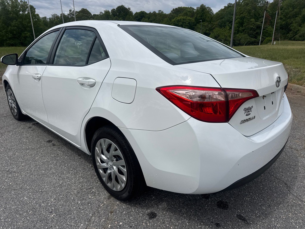 2019 Toyota Corolla Image 6