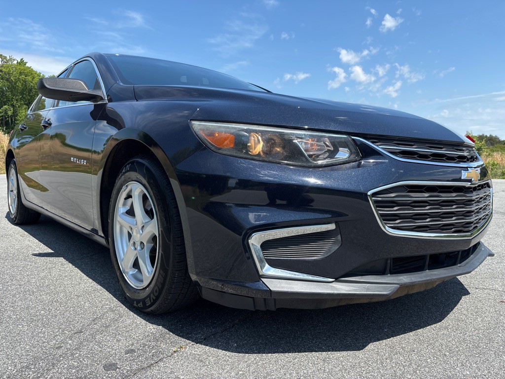 2016 Chevrolet Malibu Image 7