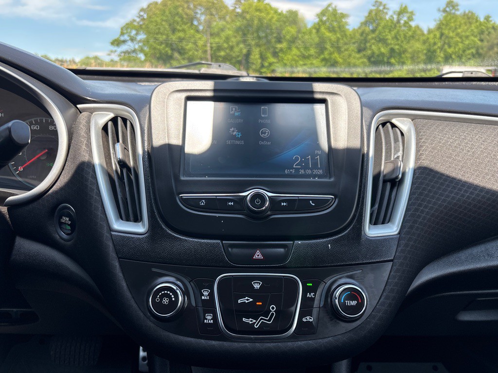 2016 Chevrolet Malibu Image 15
