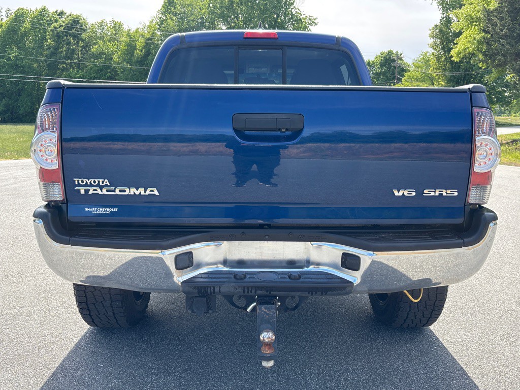 2014 Toyota Tacoma Image 4