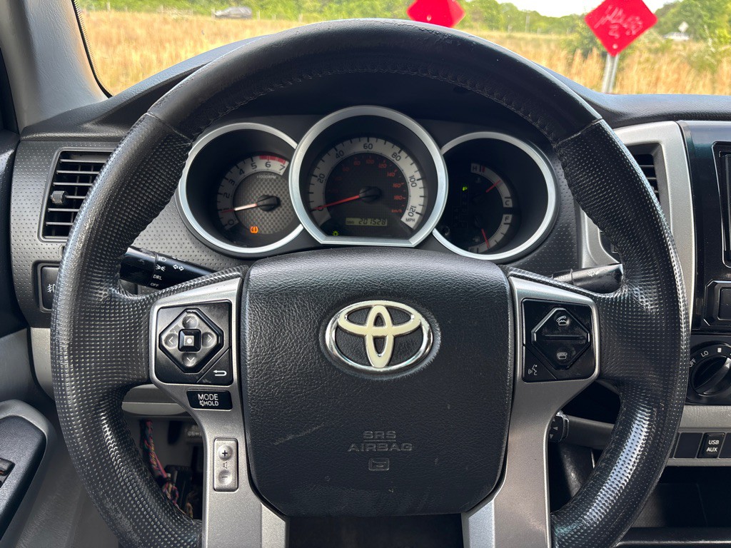 2014 Toyota Tacoma Image 14