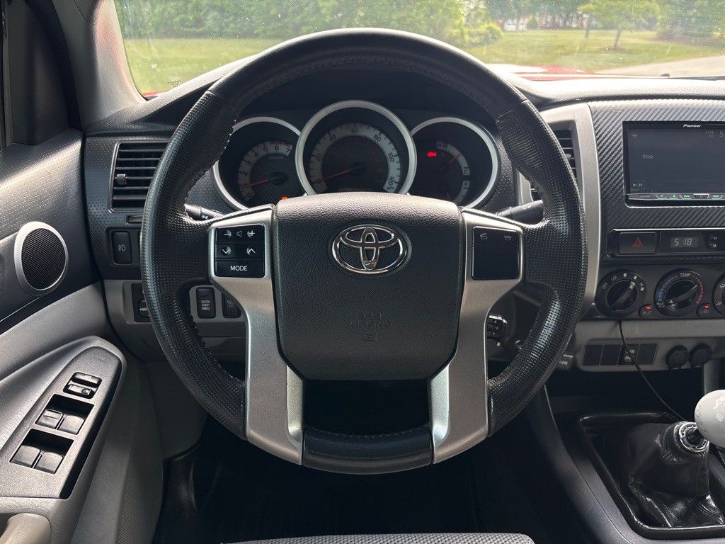 2013 Toyota Tacoma Image 14