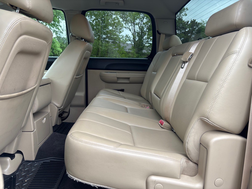 2010 Chevrolet Silverado 1500 Image 13