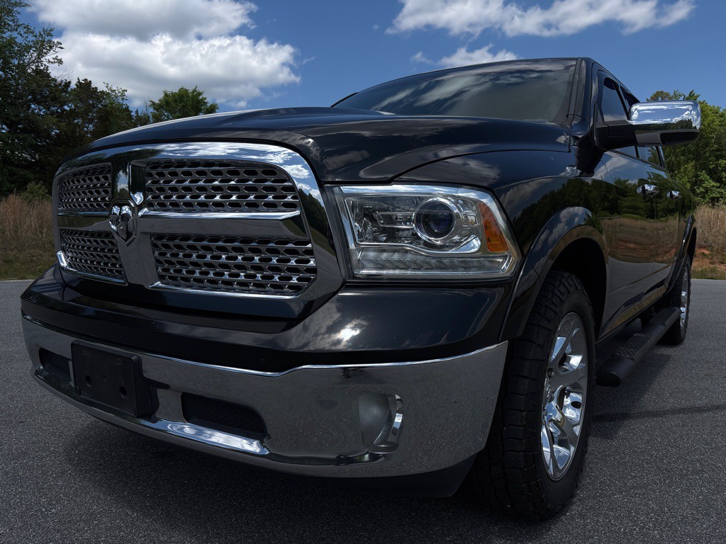 2017 RAM 1500 Image 8