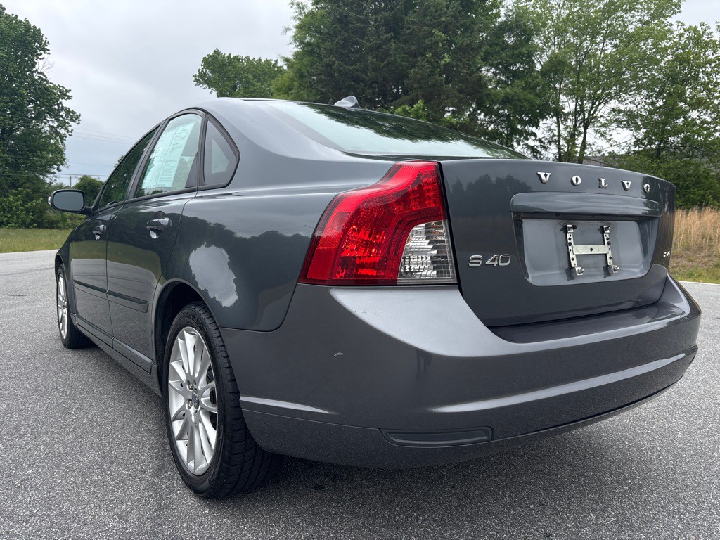 2009 Volvo S40 Image 3