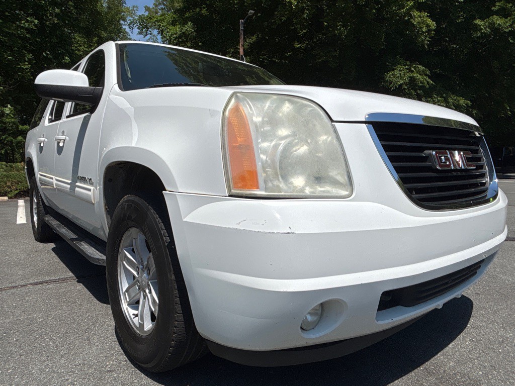 2011 GMC Yukon Image 6