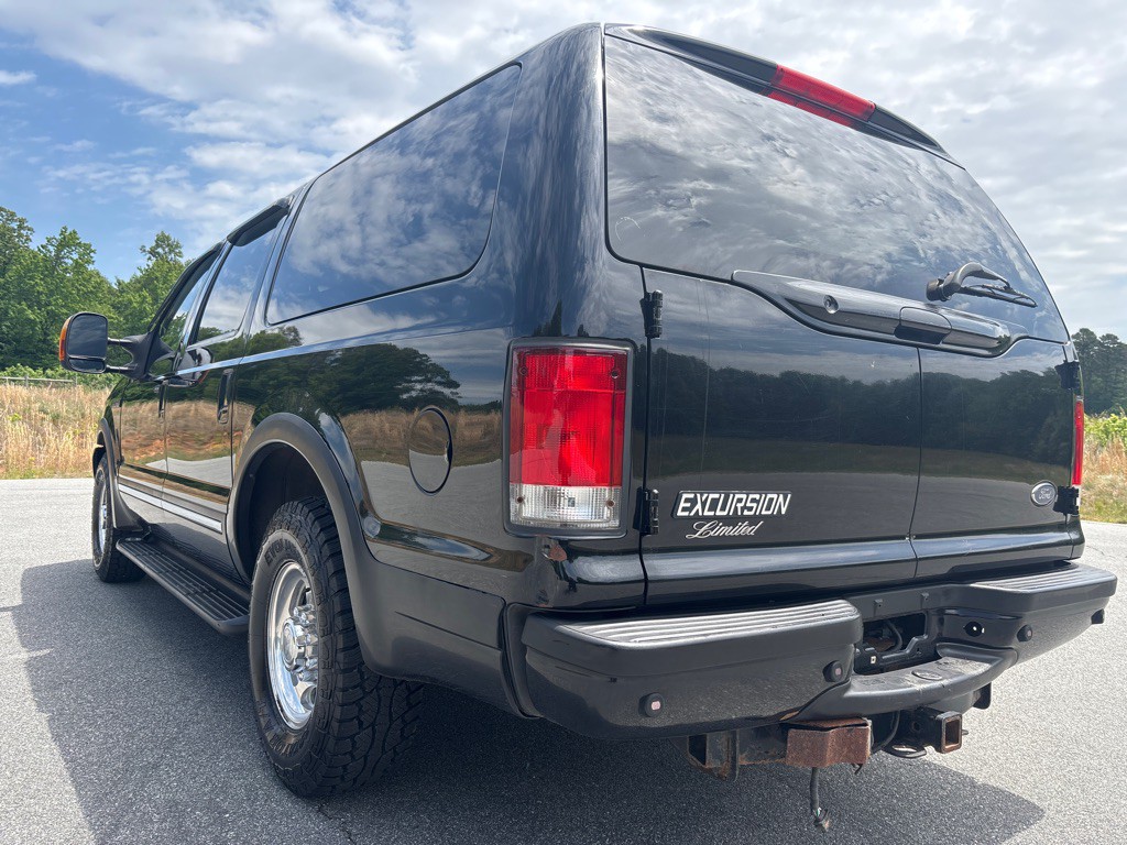 2002 Ford Excursion Image 3