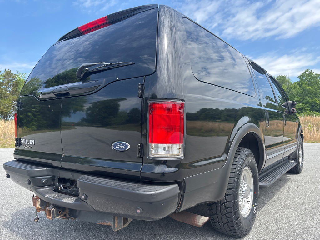2002 Ford Excursion Image 5