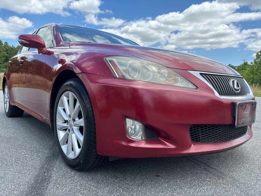 2010 Lexus IS Image 7