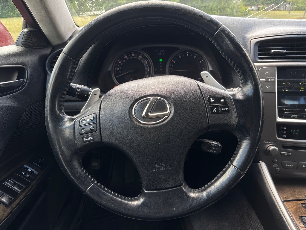 2010 Lexus IS Image 12