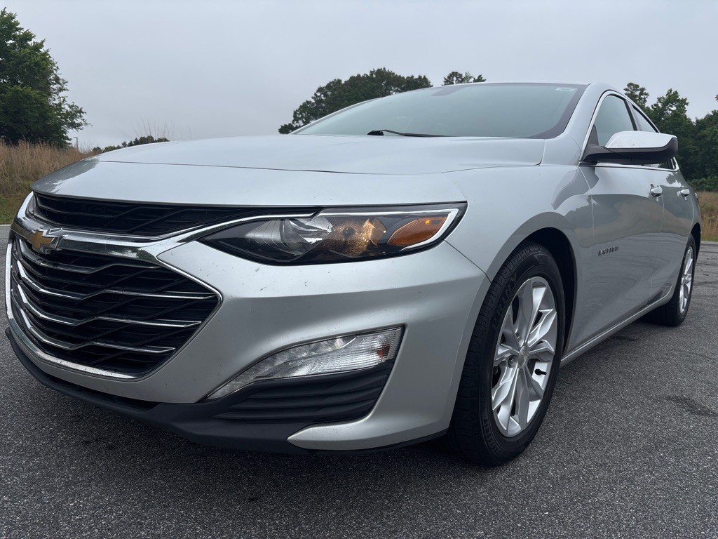 2020 Chevrolet Malibu Image 1