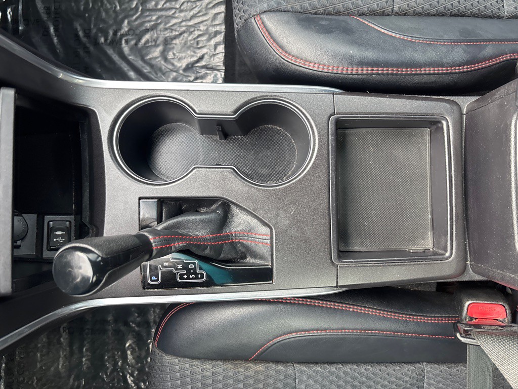 2015 Toyota Camry Image 14