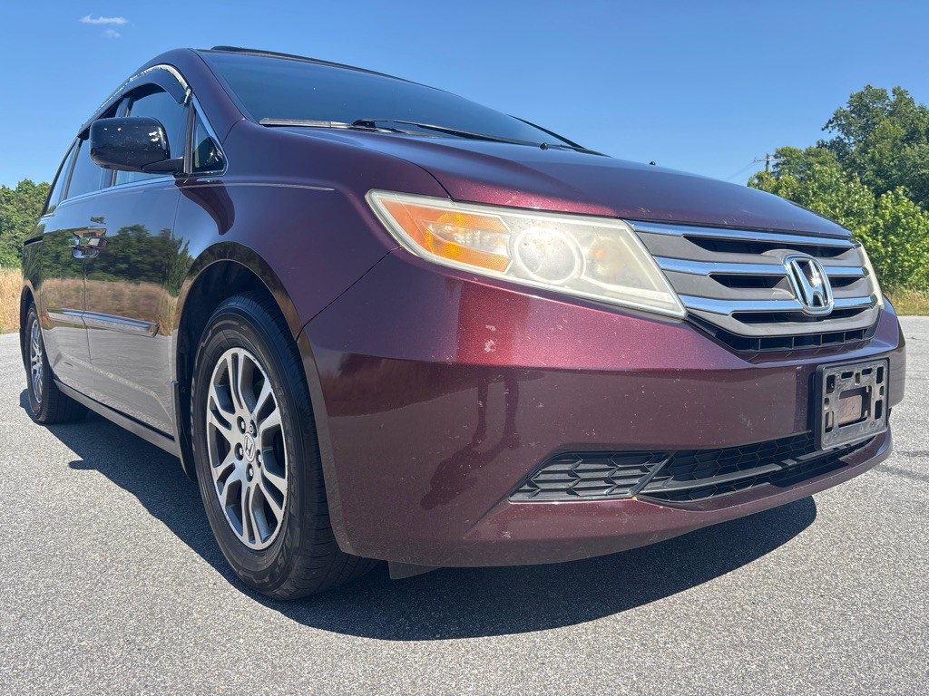 2011 Honda Odyssey Image 4