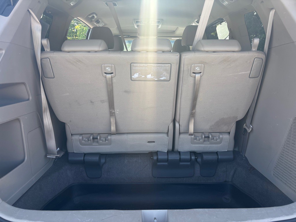 2011 Honda Odyssey Image 7