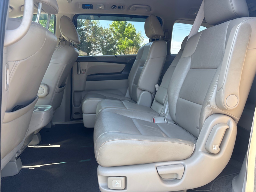 2011 Honda Odyssey Image 9