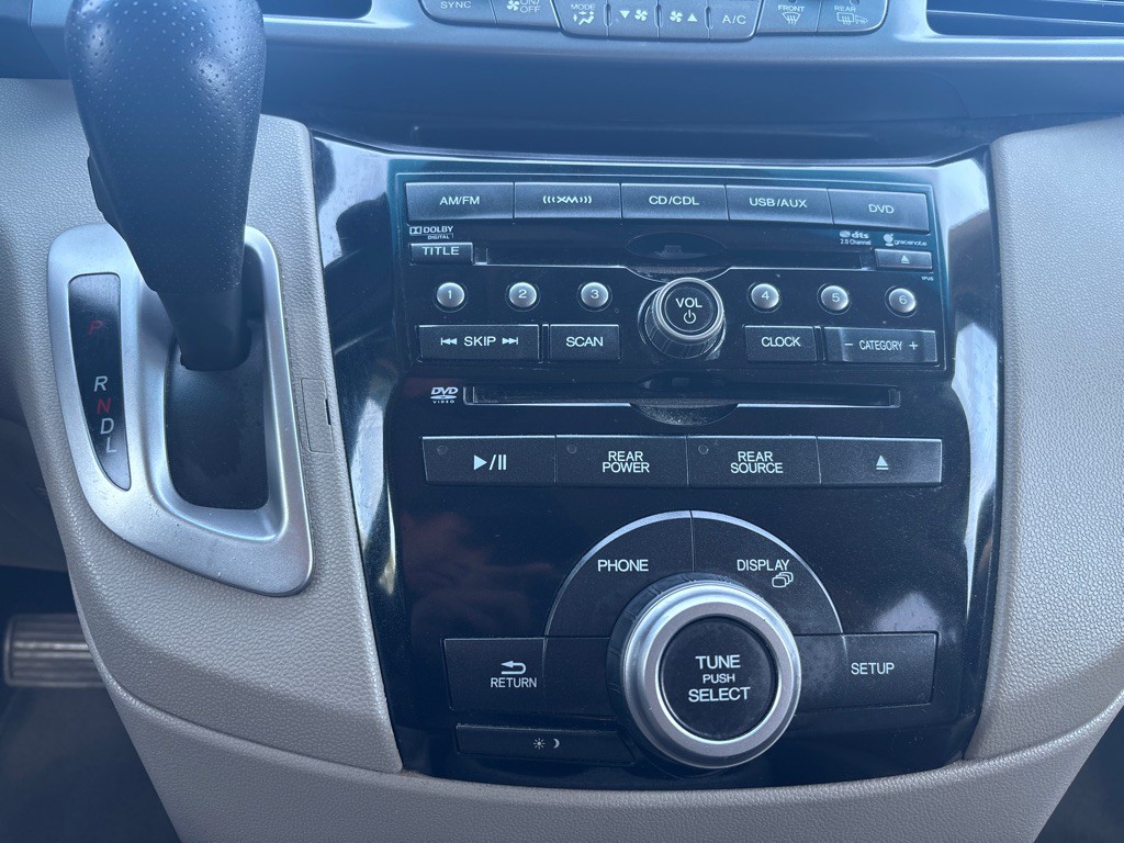 2011 Honda Odyssey Image 14