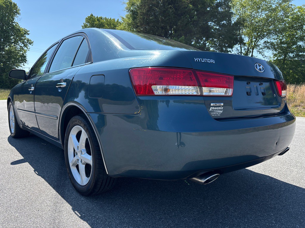2007 Hyundai Sonata Image 3