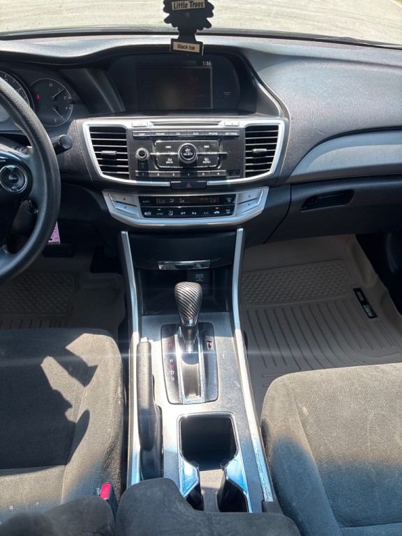 2013 Honda Accord Image 15