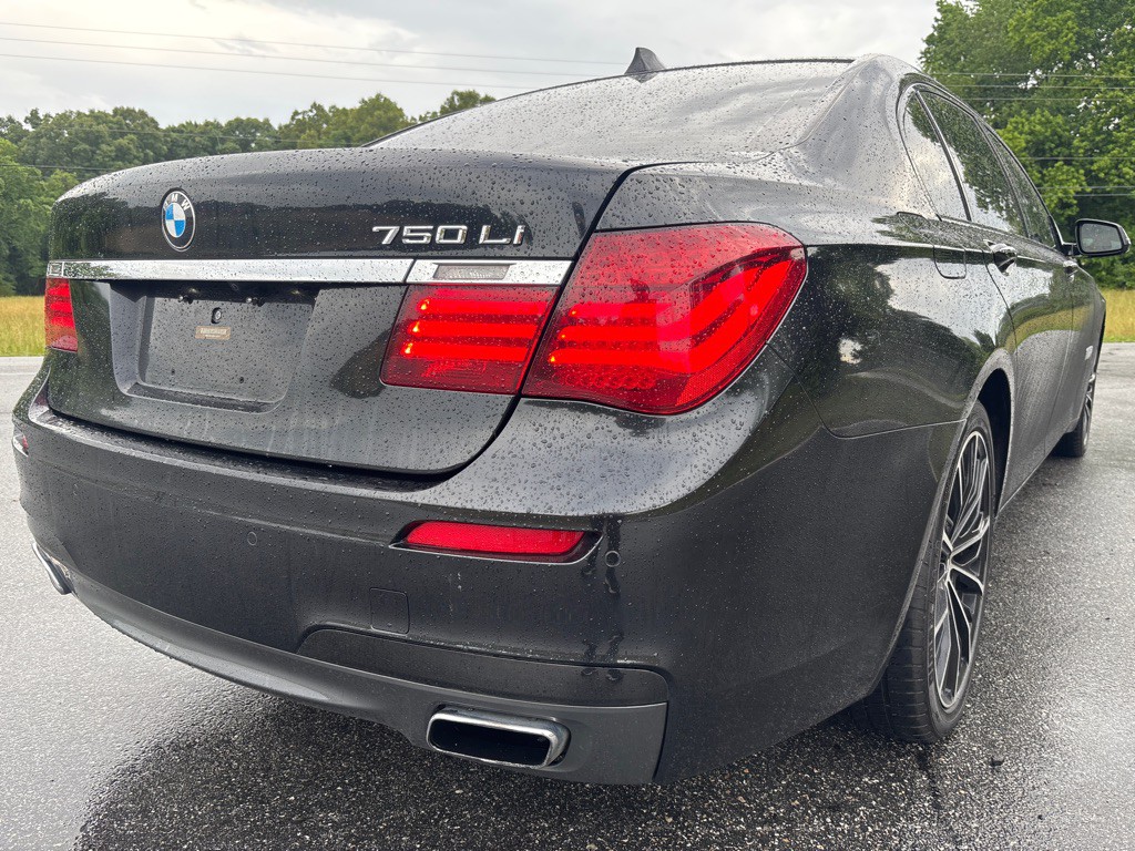 2014 BMW 7 Series Image 5