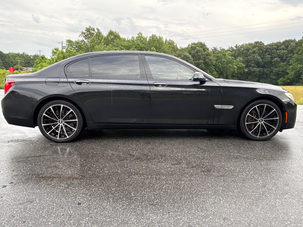 2014 BMW 7 Series Image 6