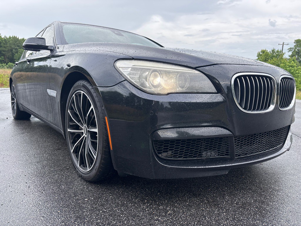 2014 BMW 7 Series Image 7