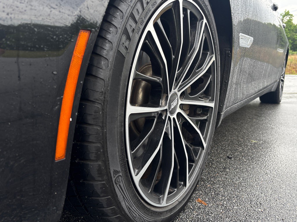 2014 BMW 7 Series Image 9