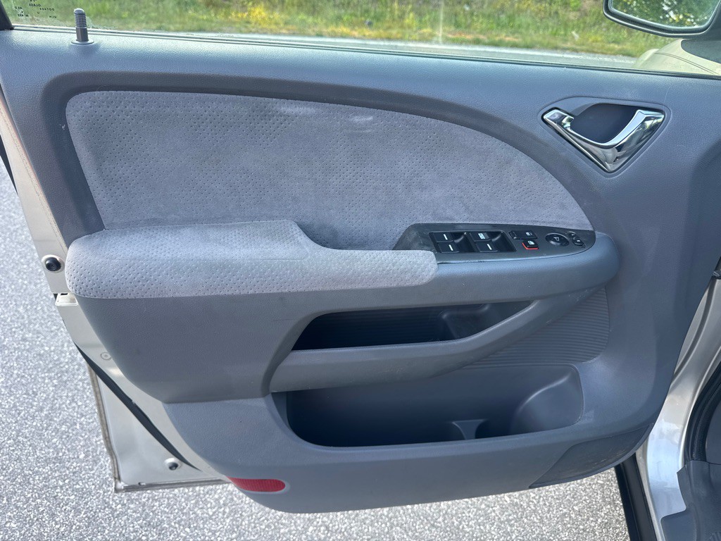 2007 Honda Odyssey Image 14