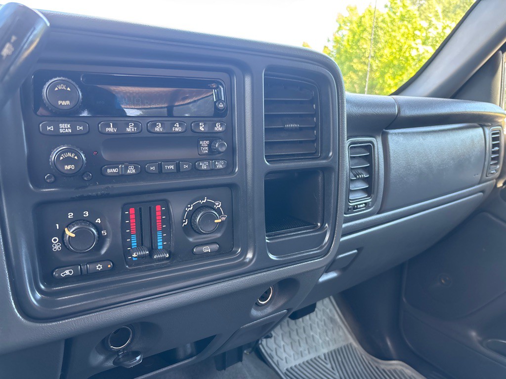 2006 Chevrolet Silverado 1500 Image 13
