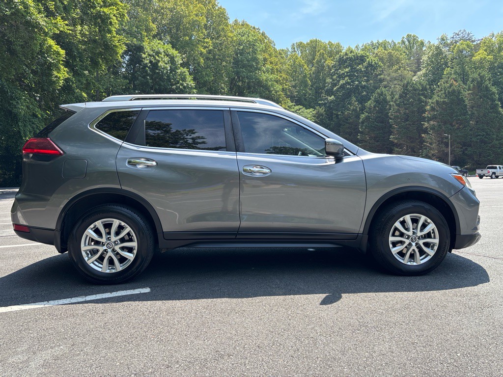 2020 Nissan Rogue Image 6