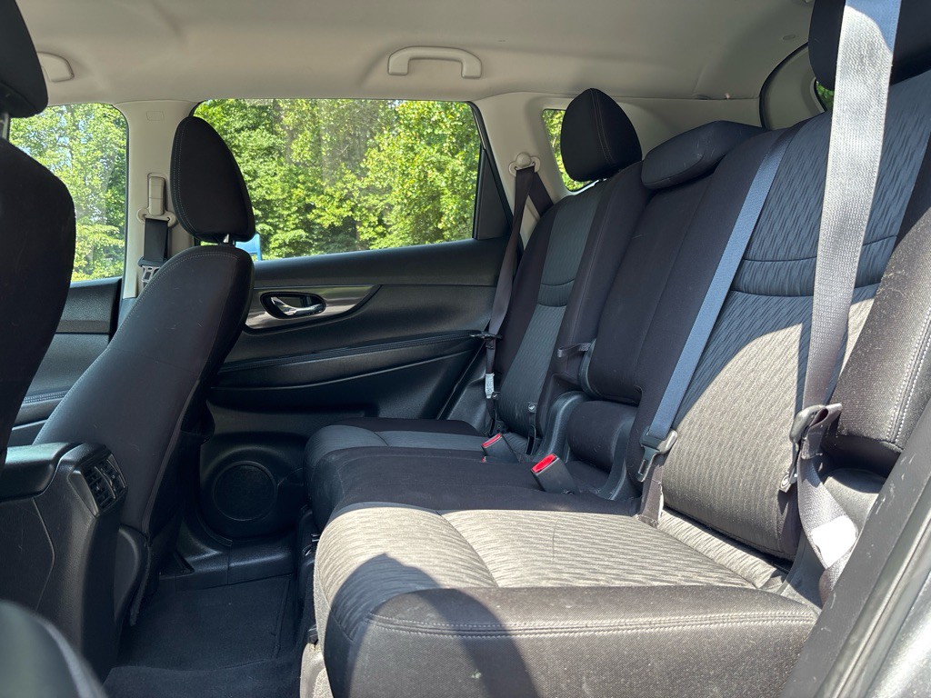 2020 Nissan Rogue Image 13