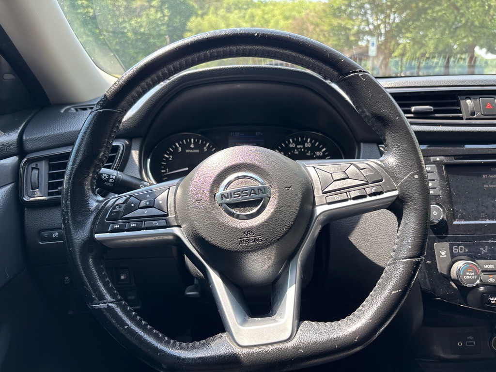 2020 Nissan Rogue Image 14