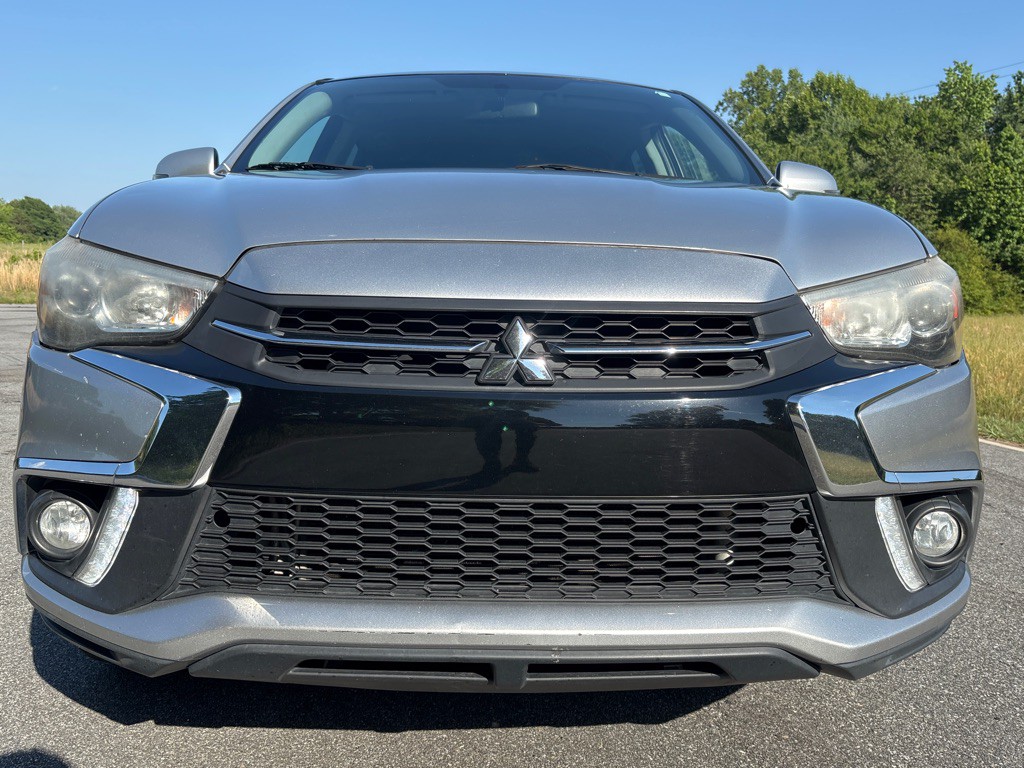 2018 Mitsubishi Outlander Image 8
